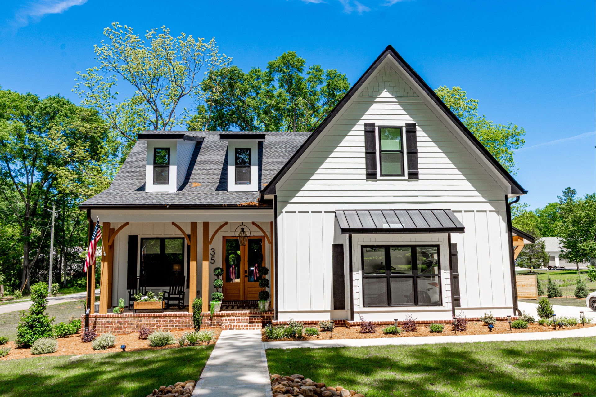 divi service section image 3